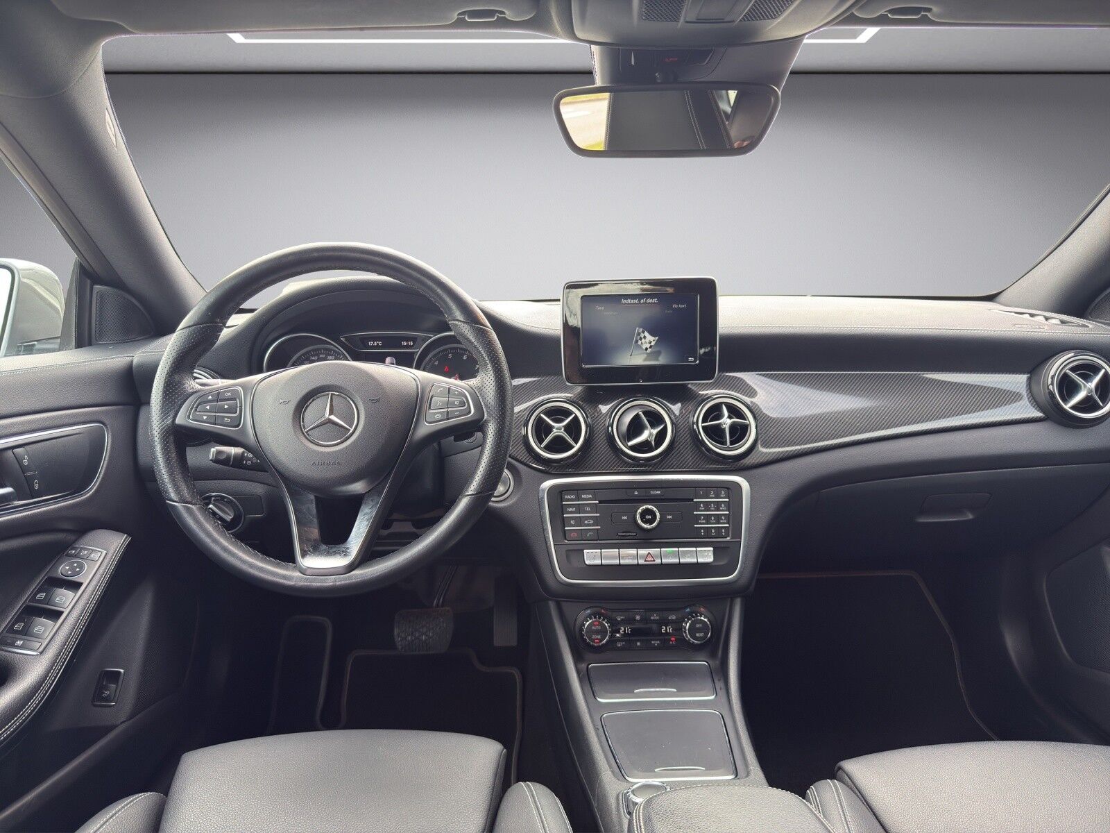 Billede af Mercedes-Benz CLA200 1,3 Progressive 7G-DCT 163HK 5d 7g Aut.