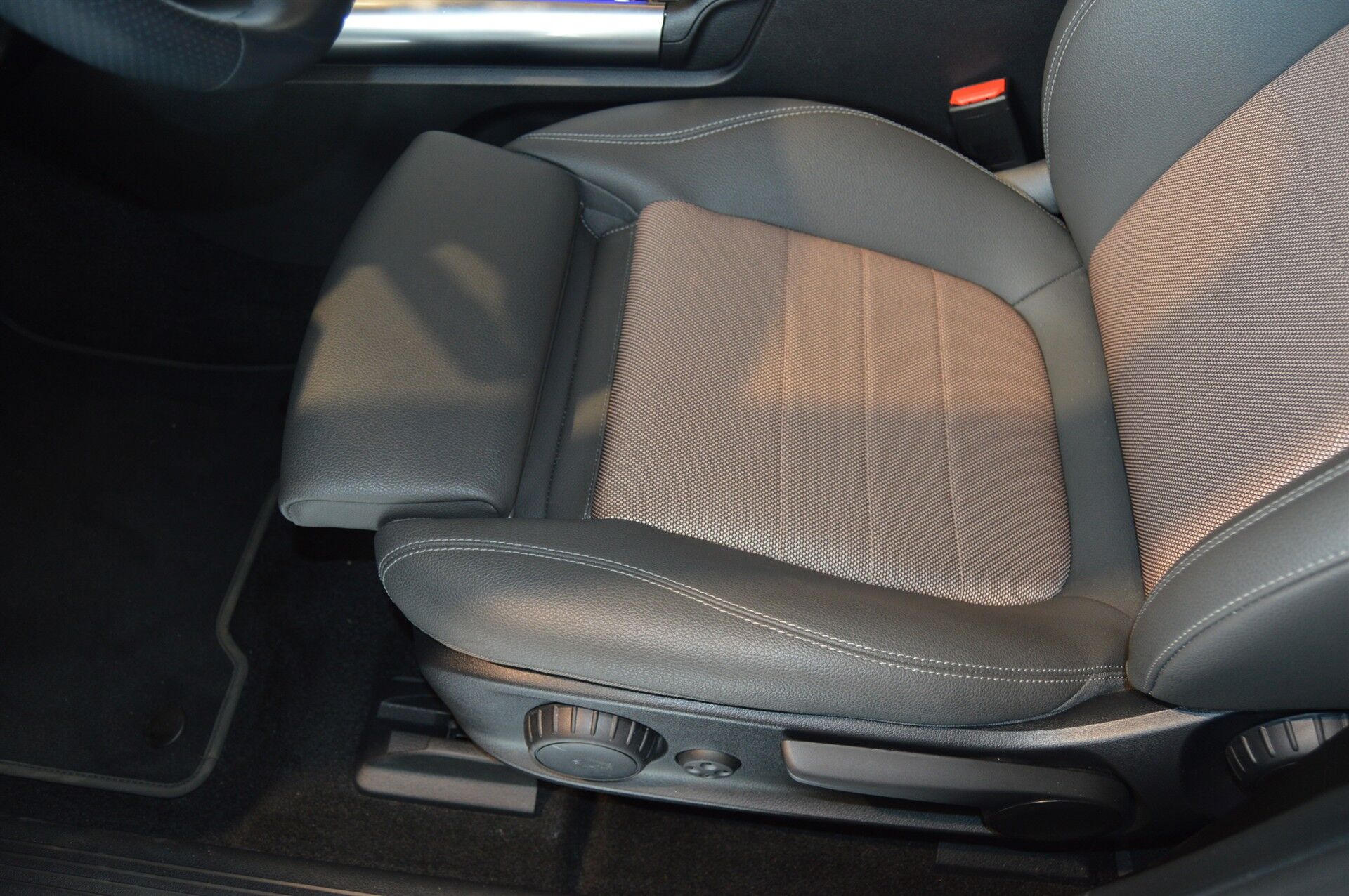 Billede af Mercedes-Benz EQA 250+ EL Progressive 190HK 5d Aut.