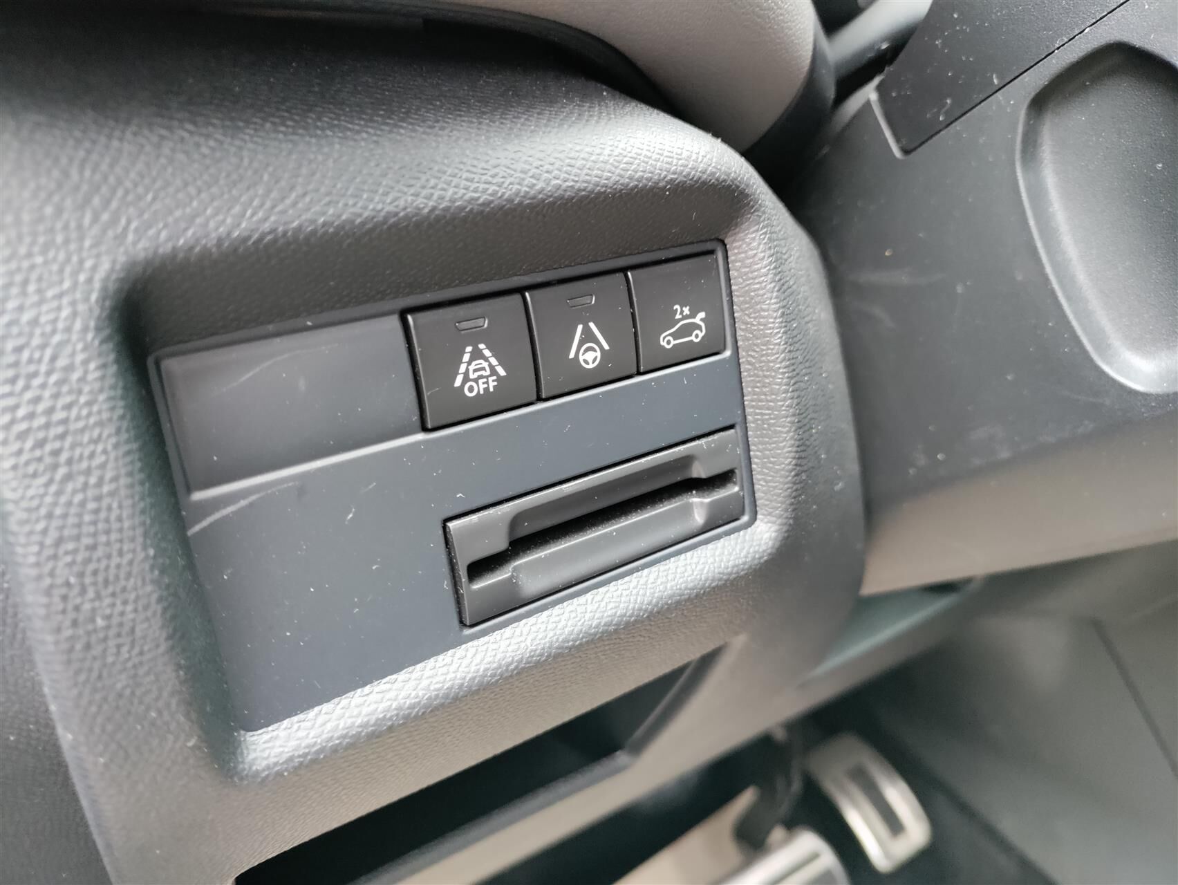 Billede af Citroën C5 Aircross 1,5 Blue HDi Sportline EAT8 start/stop 130HK 5d 8g Aut.