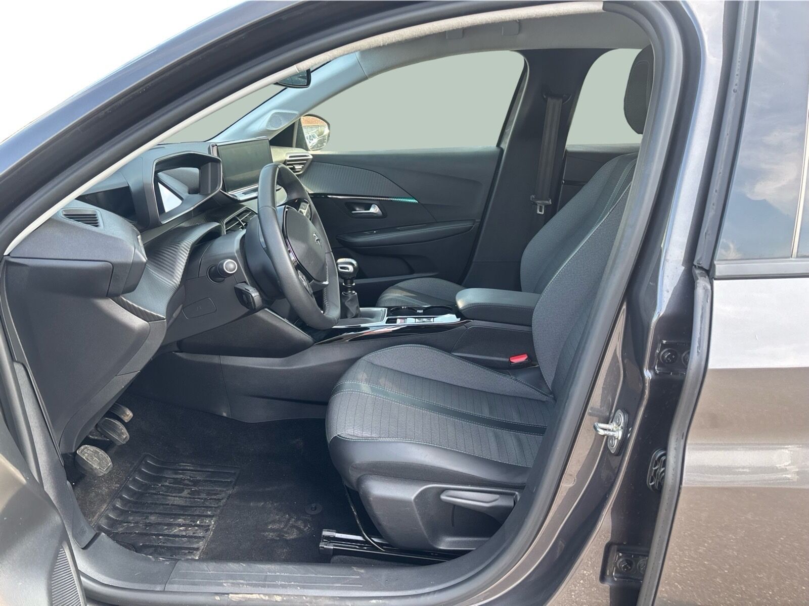 Billede af Peugeot 208 1,2 PureTech Supreme Sport 100HK 5d 6g