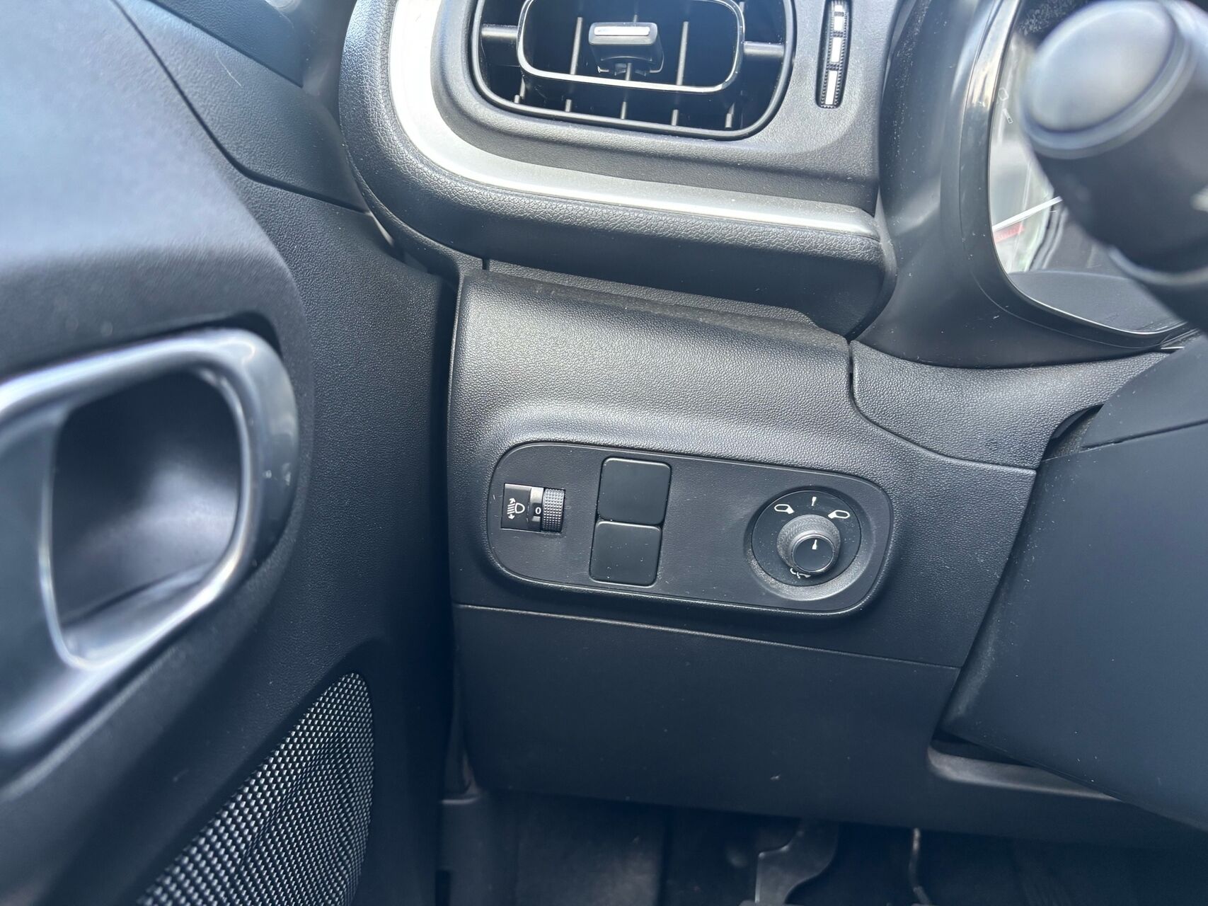 Billede af Citroën C3 1,2 PureTech Shine 83HK 5d