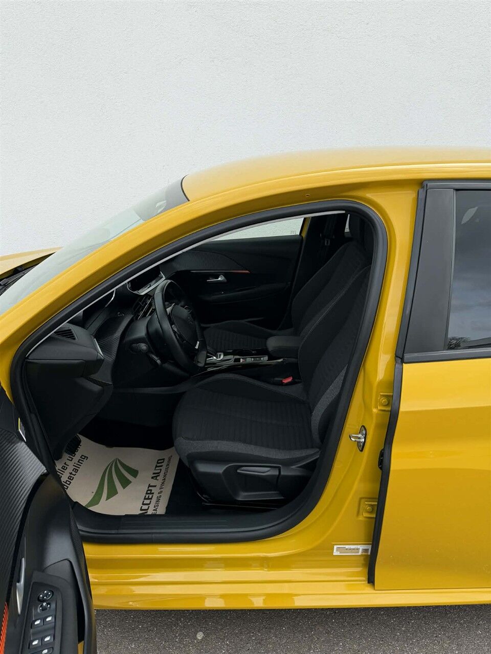 Billede af Peugeot e-208 EL Active Pack 136HK 5d Aut.