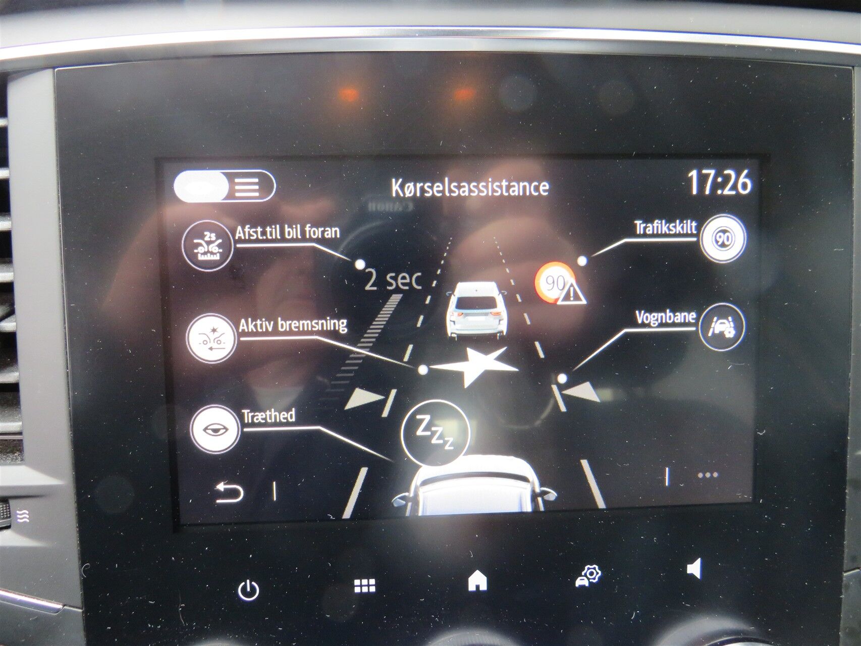 Billede af Renault Mégane Sport Tourer 1,6 E-TECH  Plugin-hybrid Zen 160HK Stc Aut.