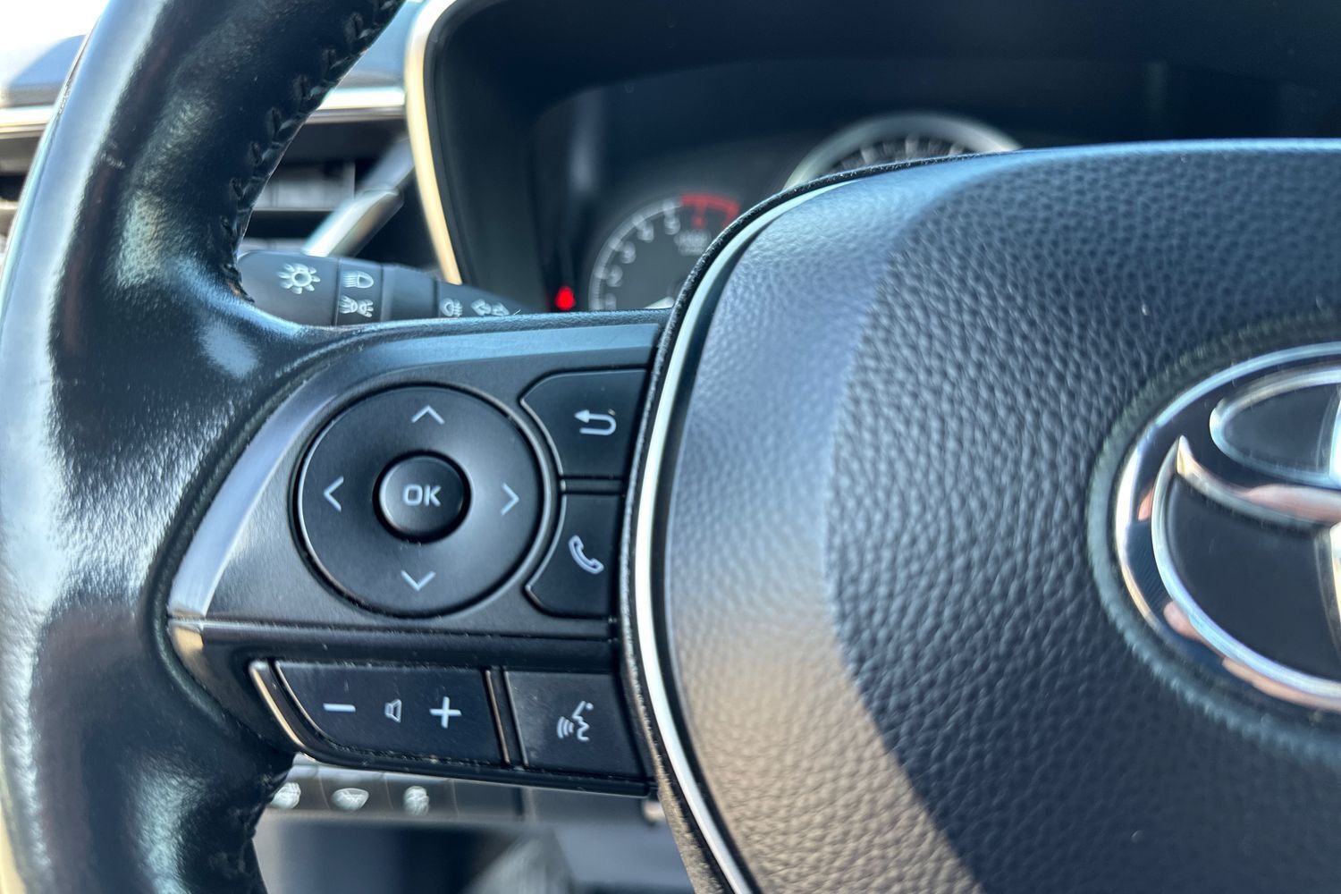 Billede af Toyota Corolla Touring Sports 1,8 Hybrid Active E-CVT 122HK Stc Trinl. Gear