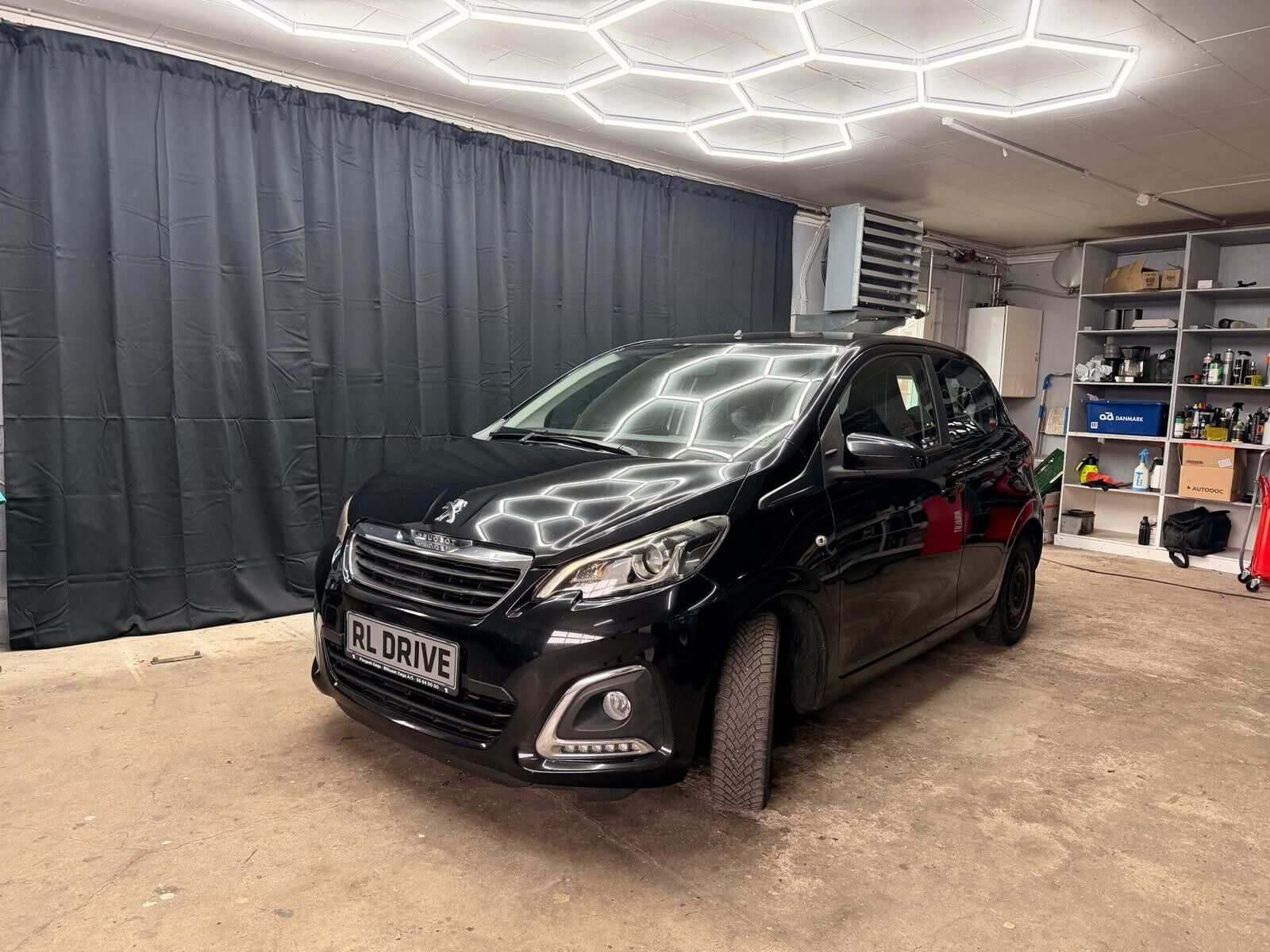 Billede af Peugeot 108 1,0 e-Vti More+ 69HK 5d