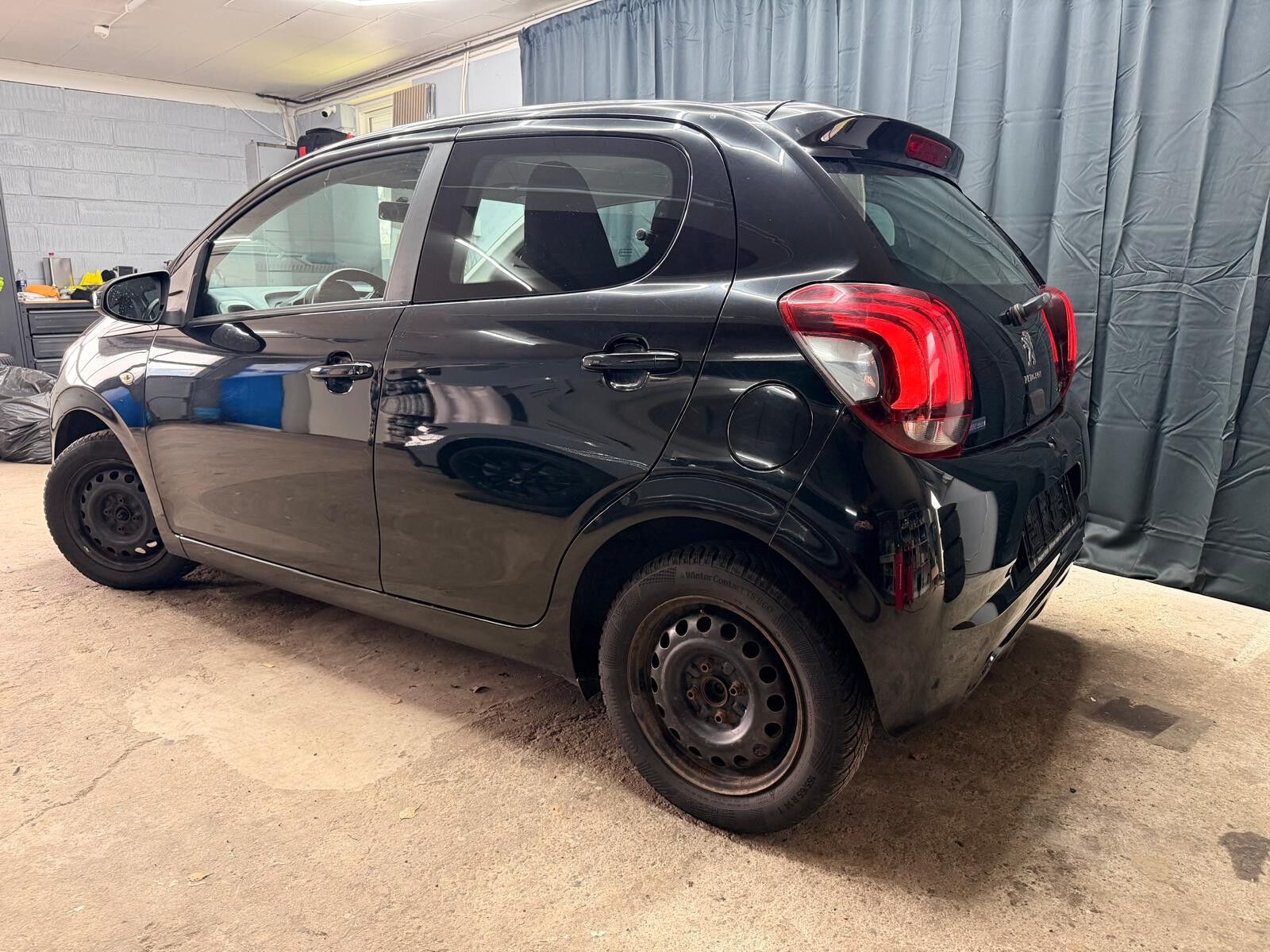 Billede af Peugeot 108 1,0 e-Vti More+ 69HK 5d