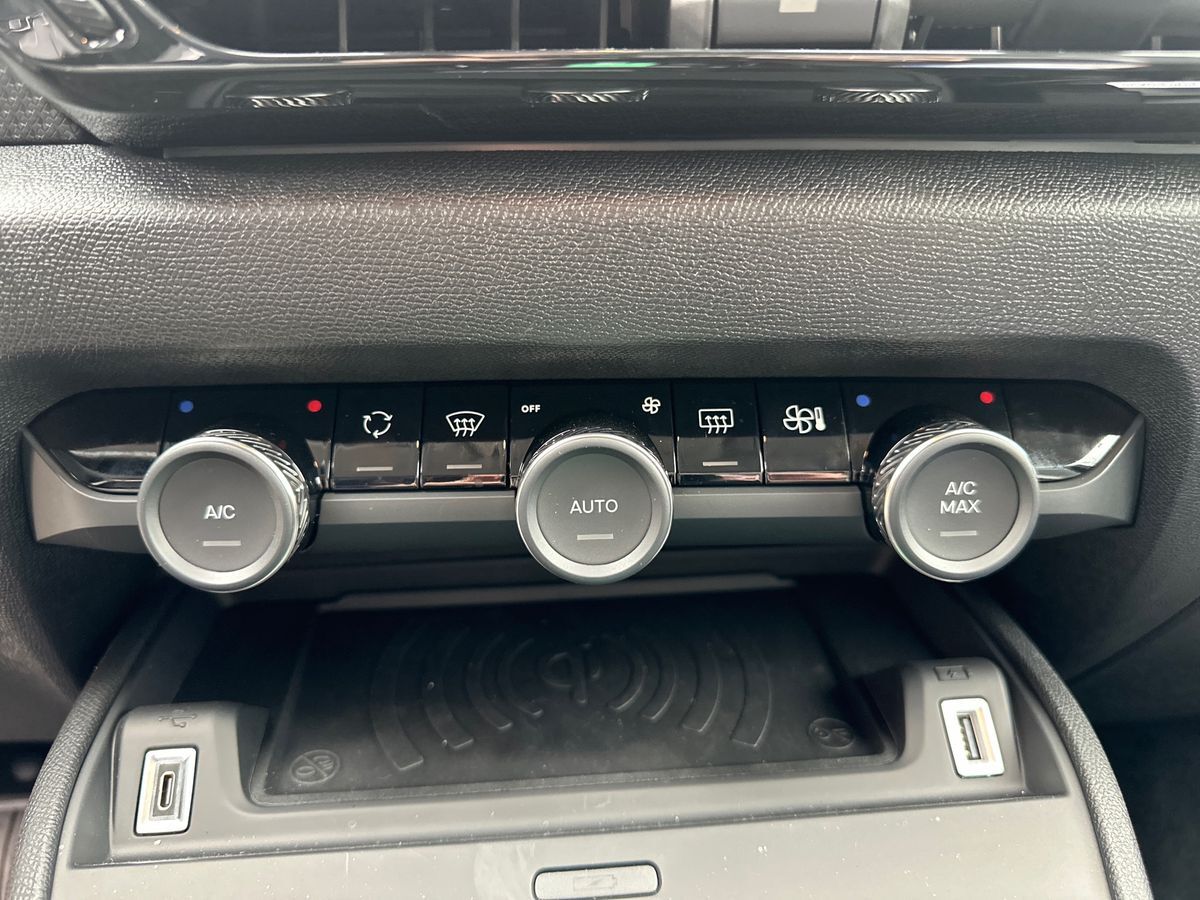Billede af Citroën e-C4 EL Max 156HK 5d Aut.