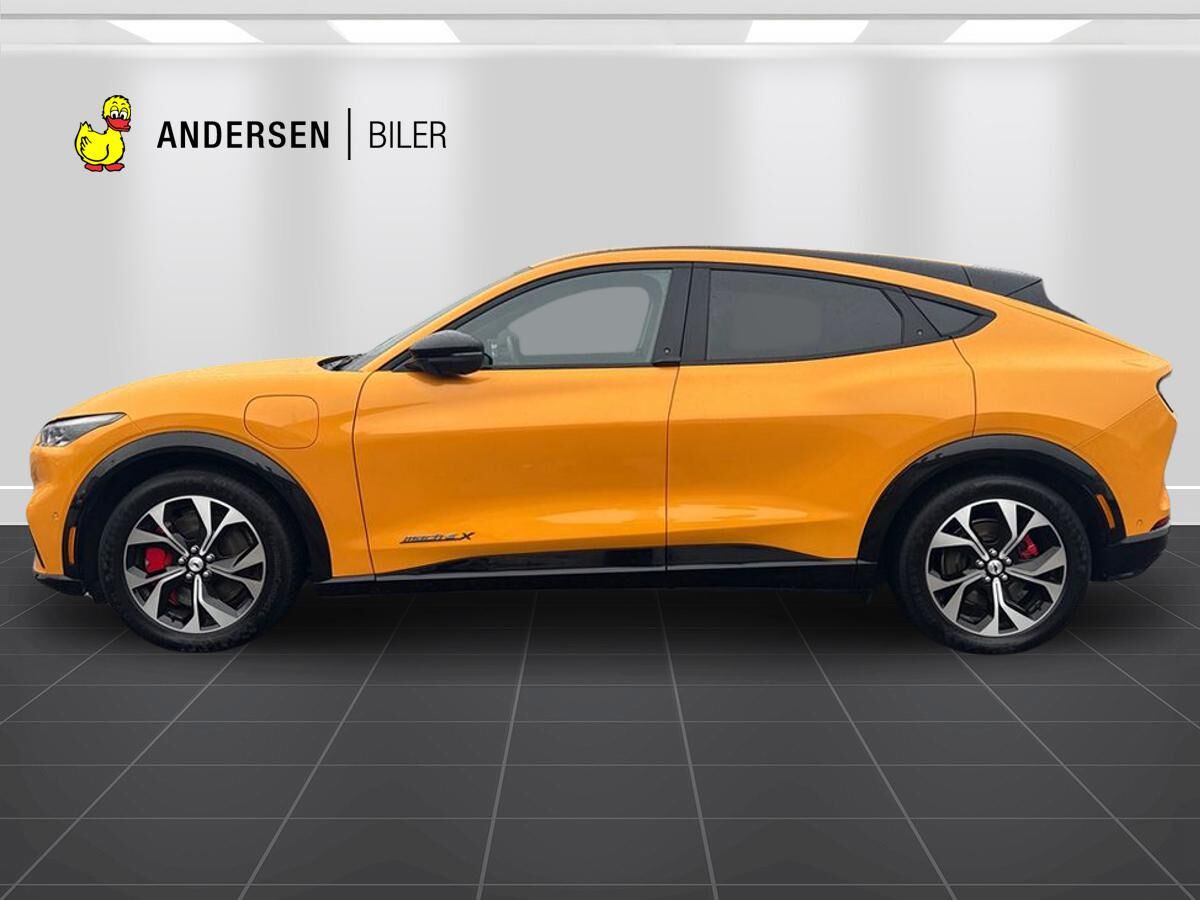 Billede af Ford Mustang Mach-E EL UR Premium 294HK 5d Aut.