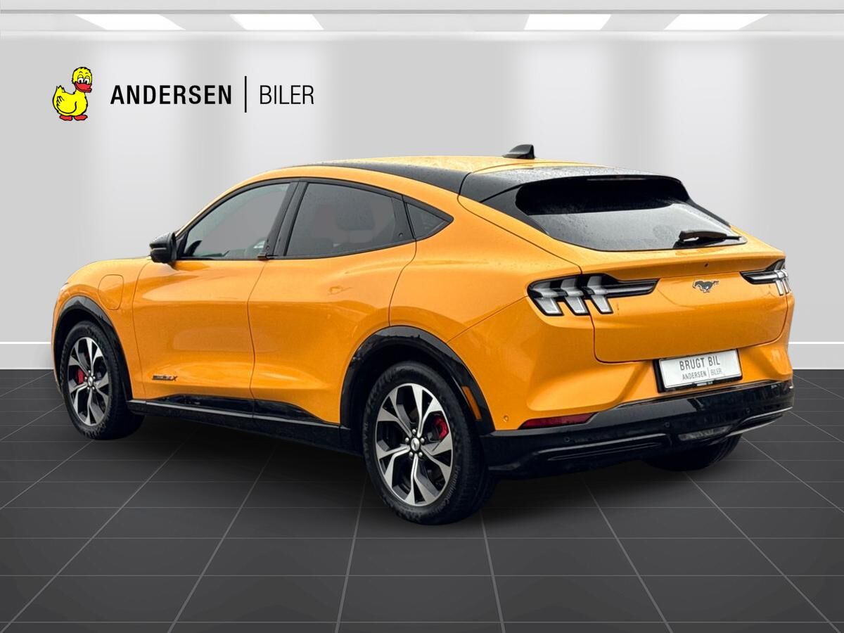 Billede af Ford Mustang Mach-E EL UR Premium 294HK 5d Aut.