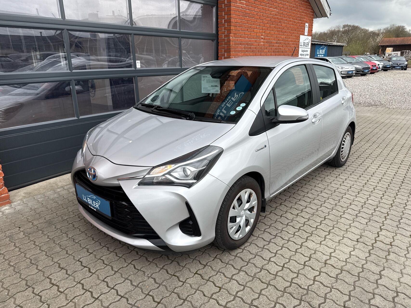 Billede af Toyota Yaris 1,5 Hybrid H2 E-CVT 100HK 5d Trinl. Gear