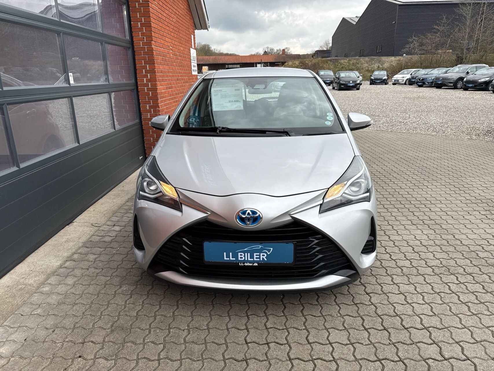 Billede af Toyota Yaris 1,5 Hybrid H2 E-CVT 100HK 5d Trinl. Gear