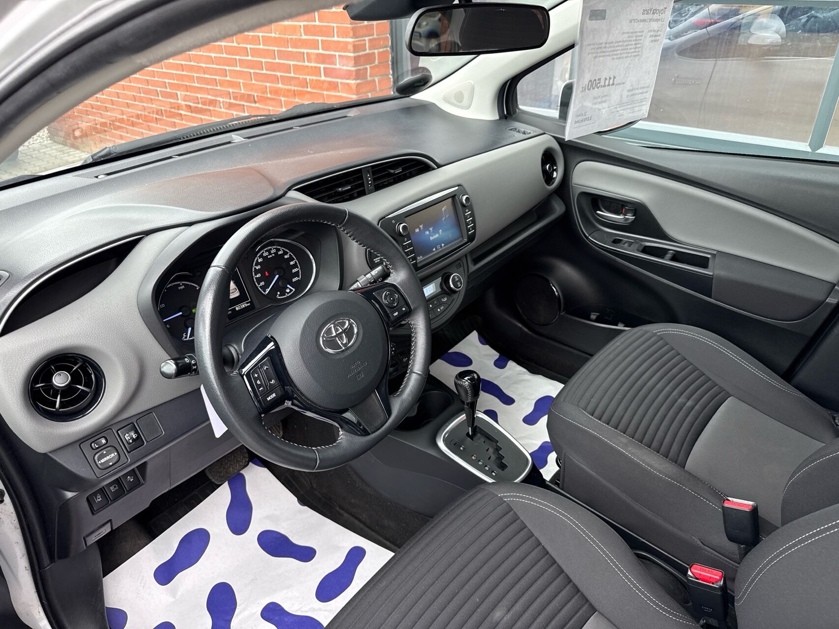 Billede af Toyota Yaris 1,5 Hybrid H2 E-CVT 100HK 5d Trinl. Gear