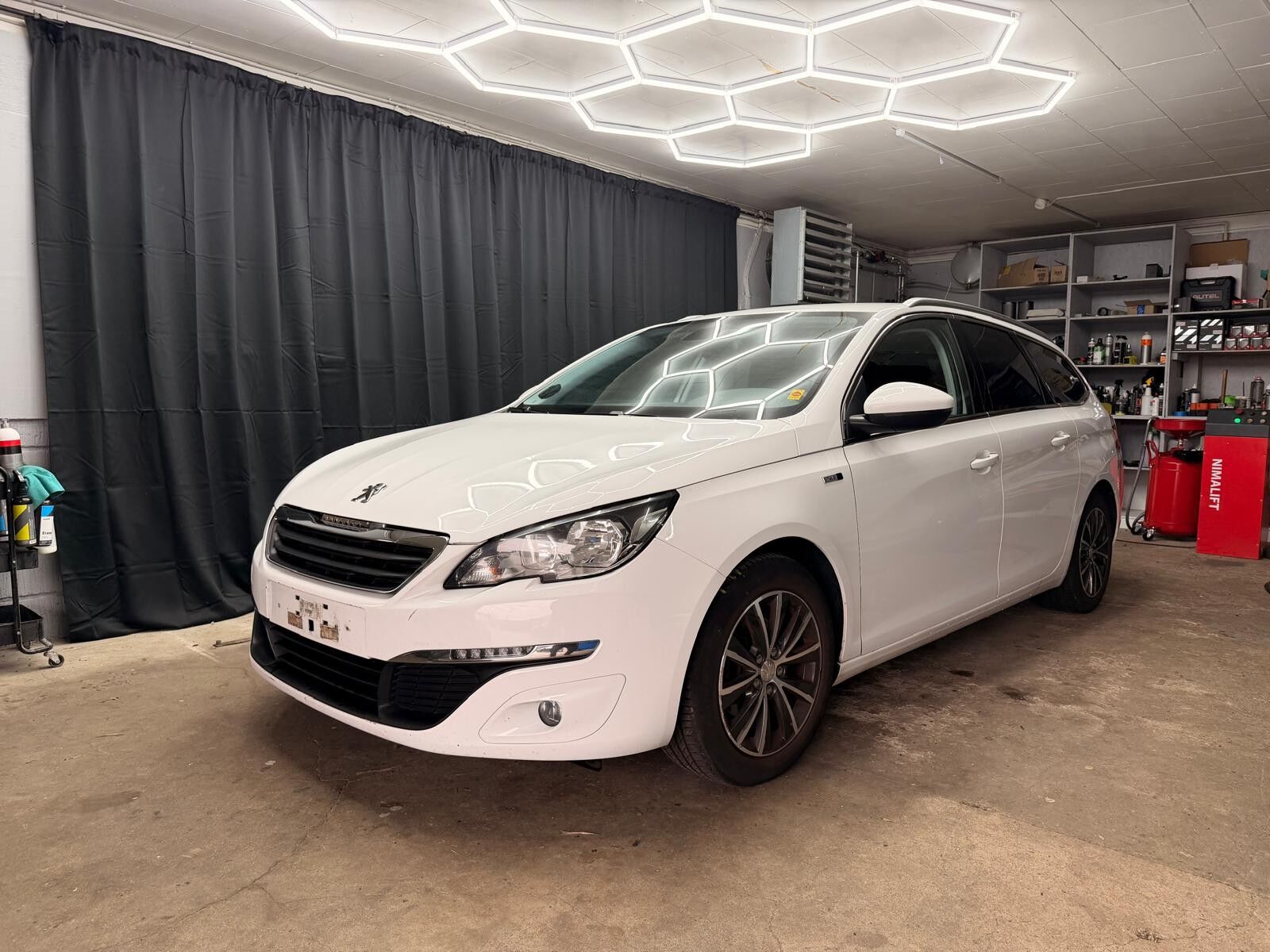 Billede af Peugeot 308 SW 1,6 Blue e-HDI Style 120HK Stc 6g
