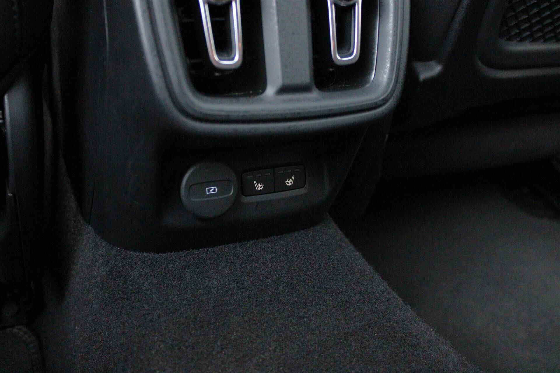 Billede af Polestar 2 EL Long range Single motor Plus 231HK 5d Aut.