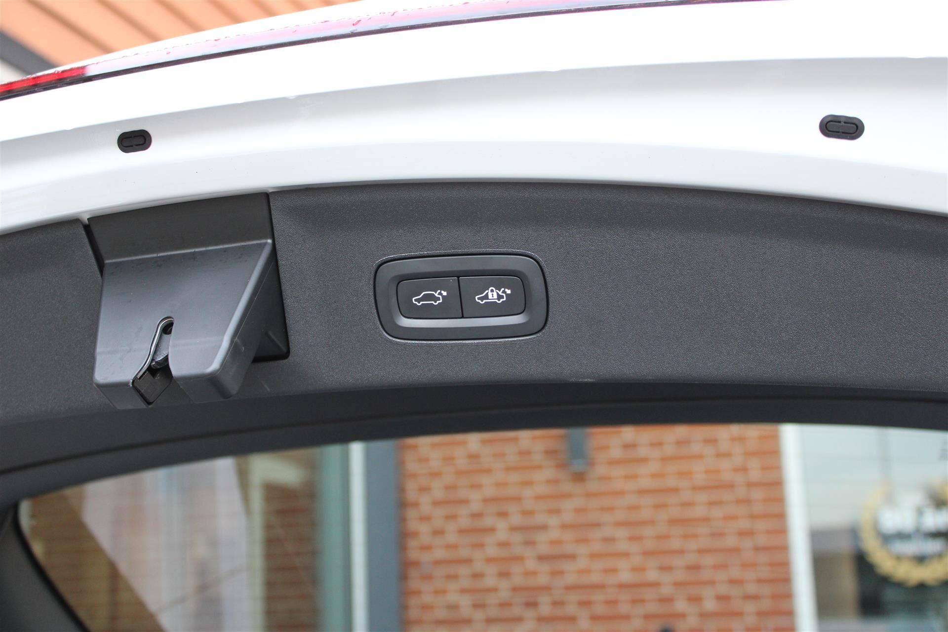 Billede af Polestar 2 EL Long range Single motor Plus 231HK 5d Aut.