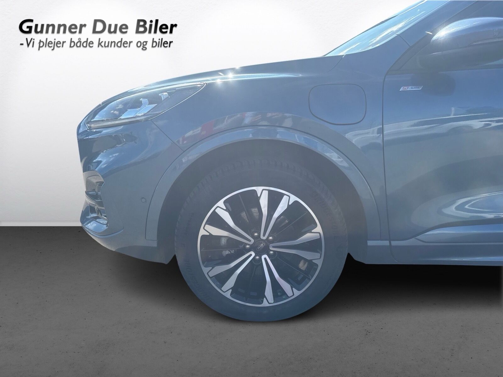 Billede af Ford Kuga 2,5 Plugin-hybrid ST-Line X CVT 225HK 5d Trinl. Gear