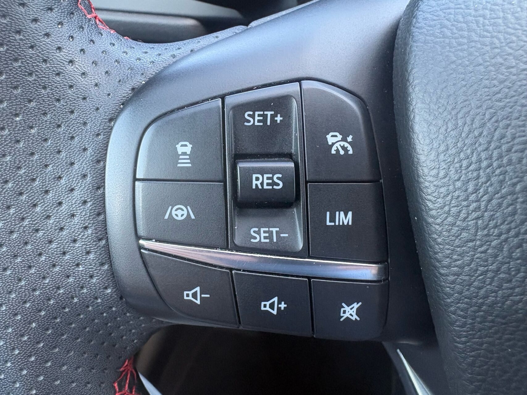 Billede af Ford Kuga 2,5 Plugin-hybrid ST-Line X CVT 225HK 5d Trinl. Gear