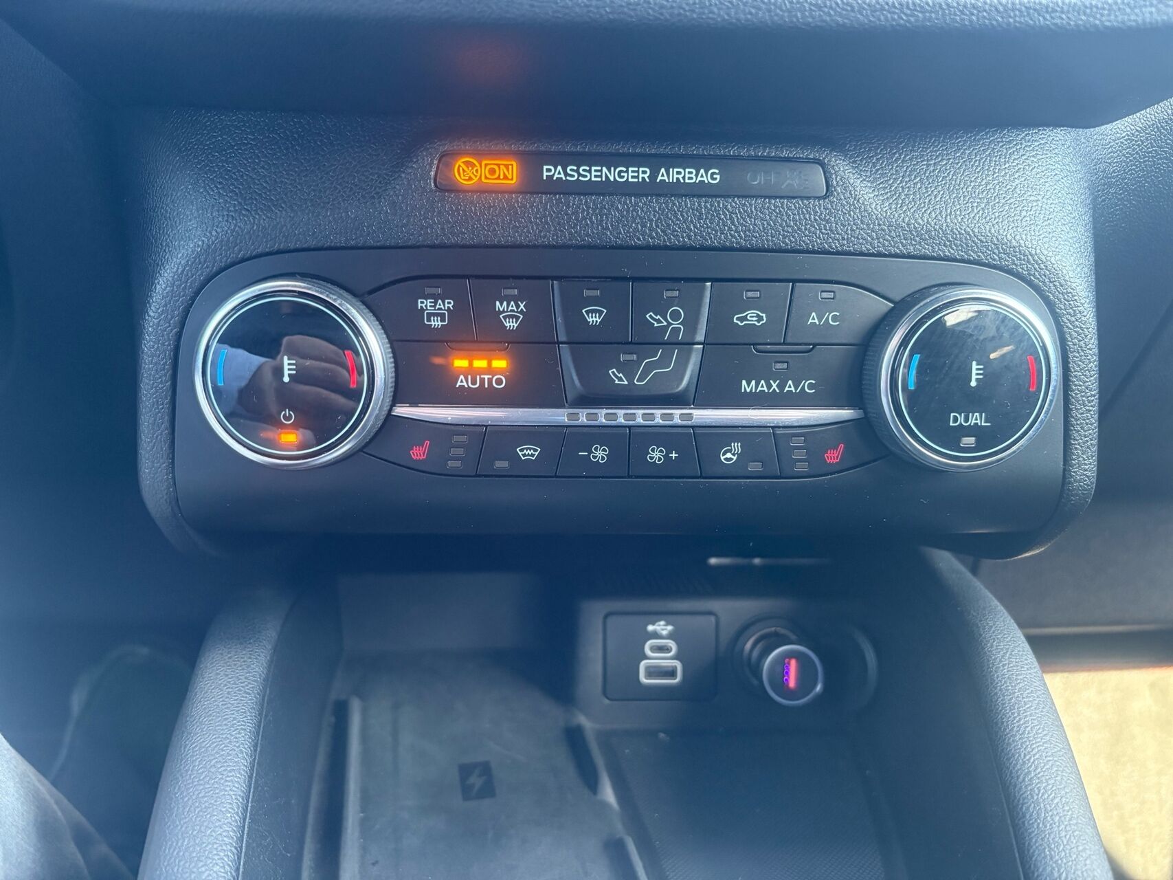 Billede af Ford Kuga 2,5 Plugin-hybrid ST-Line X CVT 225HK 5d Trinl. Gear