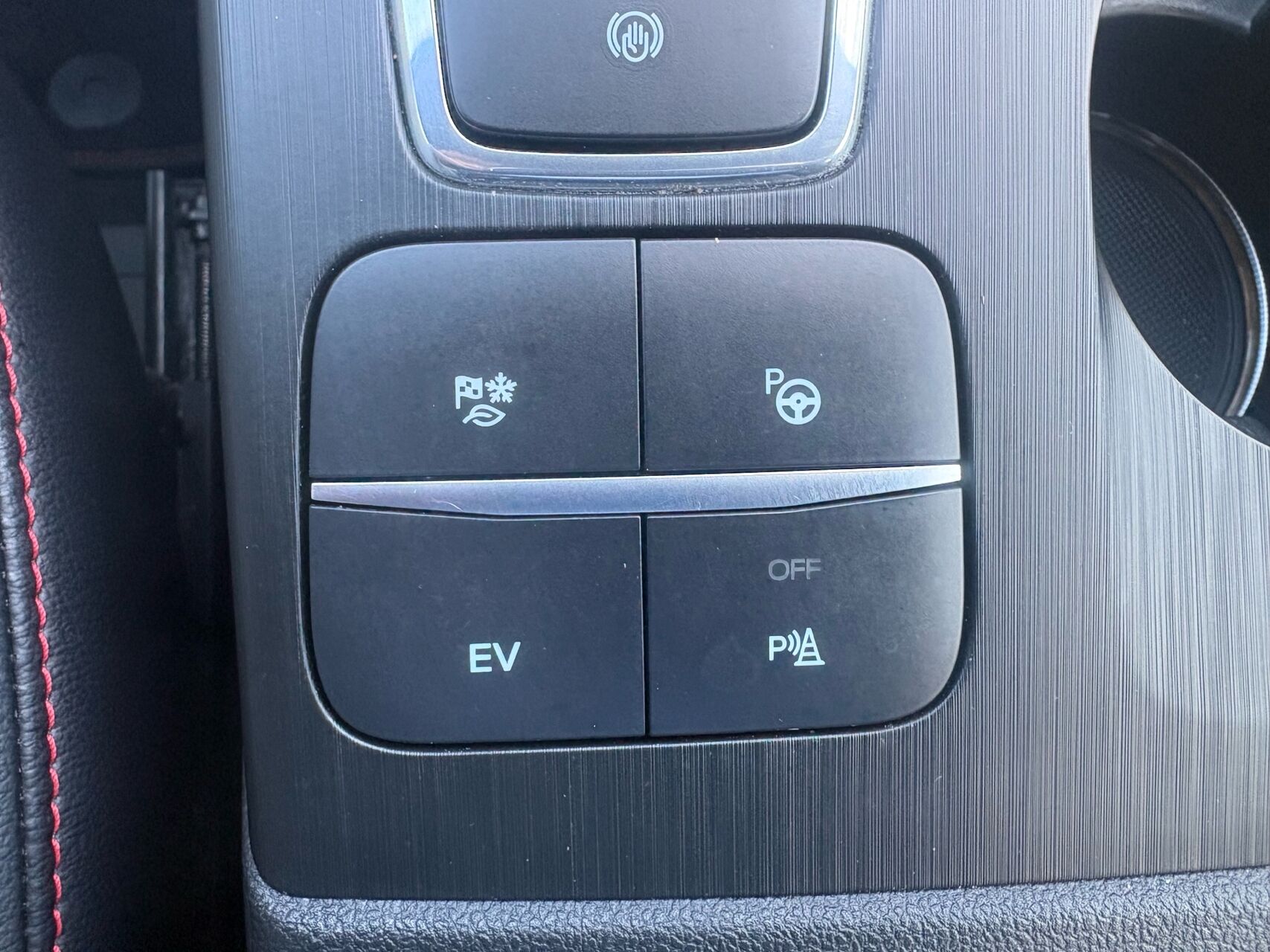 Billede af Ford Kuga 2,5 Plugin-hybrid ST-Line X CVT 225HK 5d Trinl. Gear