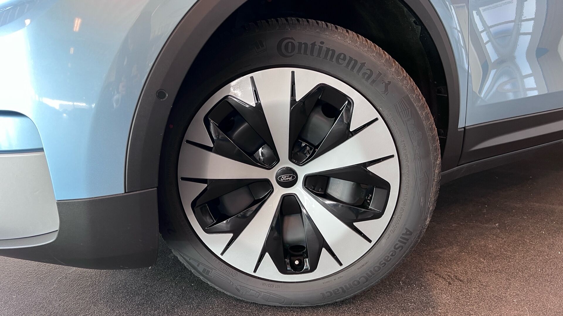Billede af Ford Explorer EL SR Select RWD 170HK 5d Aut.