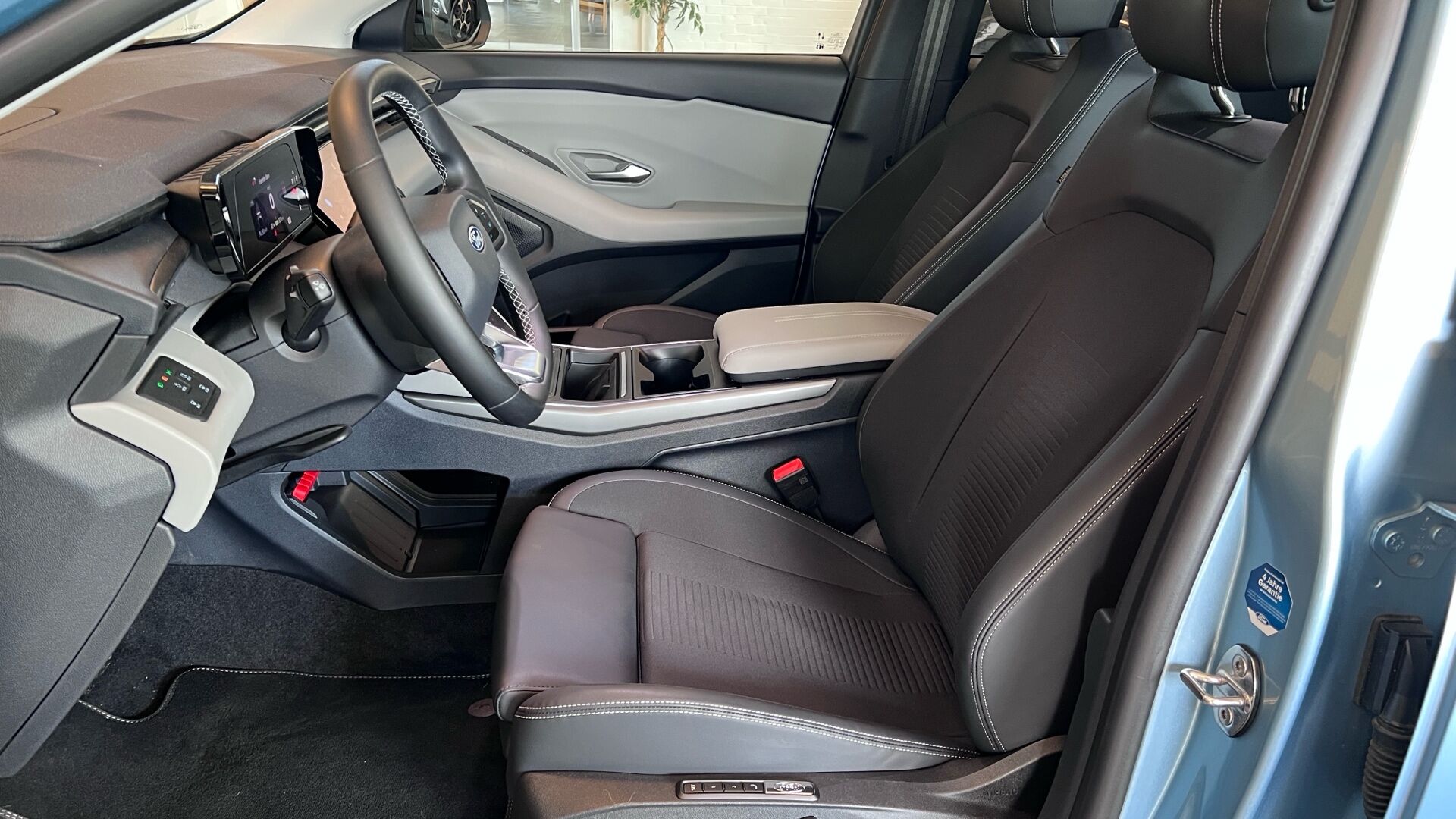 Billede af Ford Explorer EL SR Select RWD 170HK 5d Aut.