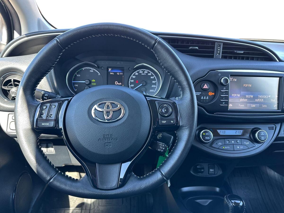 Billede af Toyota Yaris 1,5 Hybrid H2 Premium E-CVT 100HK 5d Trinl. Gear