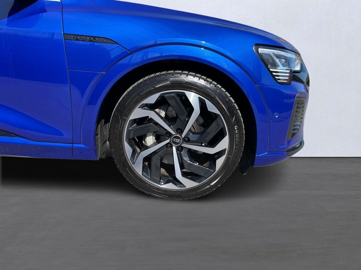 Billede af Audi Q8 55 E-tron S Line Quattro 408HK 5d Aut.