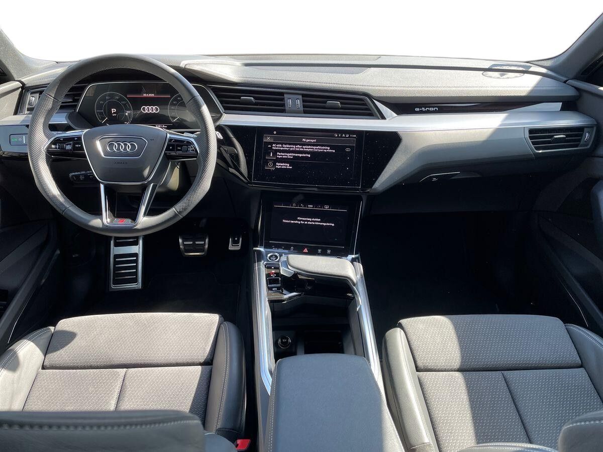 Billede af Audi Q8 55 E-tron S Line Quattro 408HK 5d Aut.