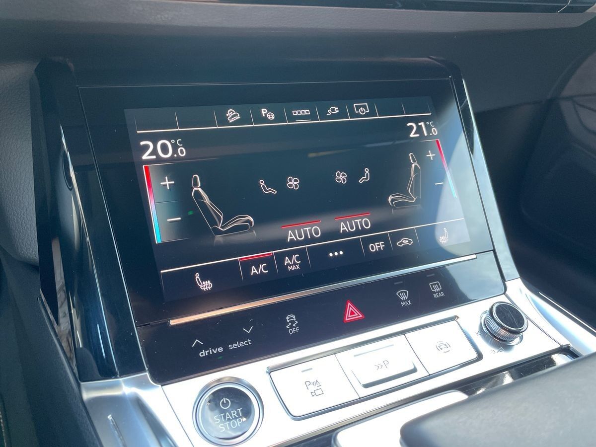 Billede af Audi Q8 55 E-tron S Line Quattro 408HK 5d Aut.