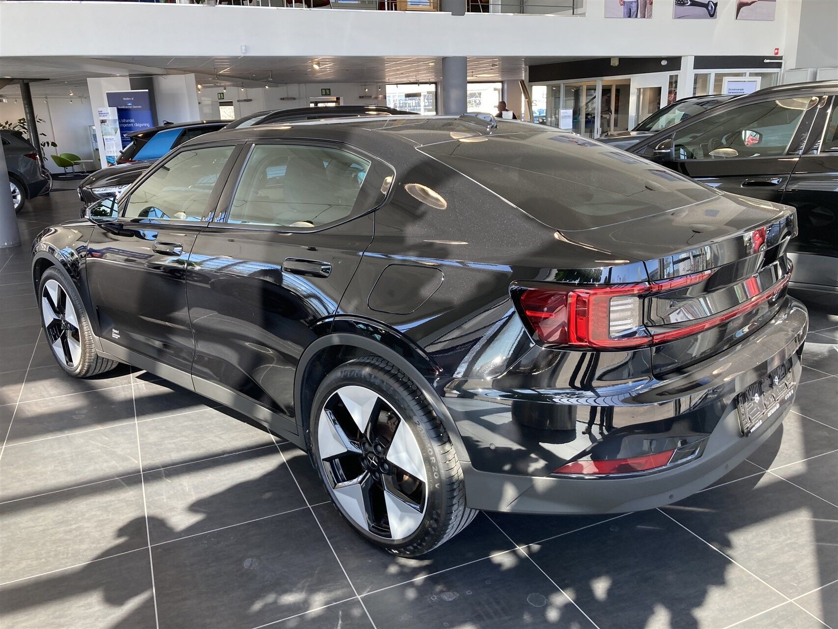 Billede af Polestar 2 EL Long range Single motor Plus 231HK 5d Aut.