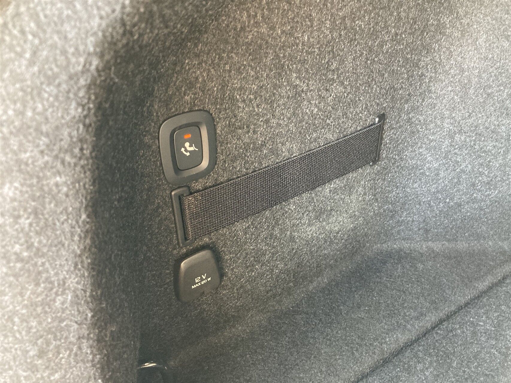 Billede af Polestar 2 EL Long range Single motor Plus 231HK 5d Aut.