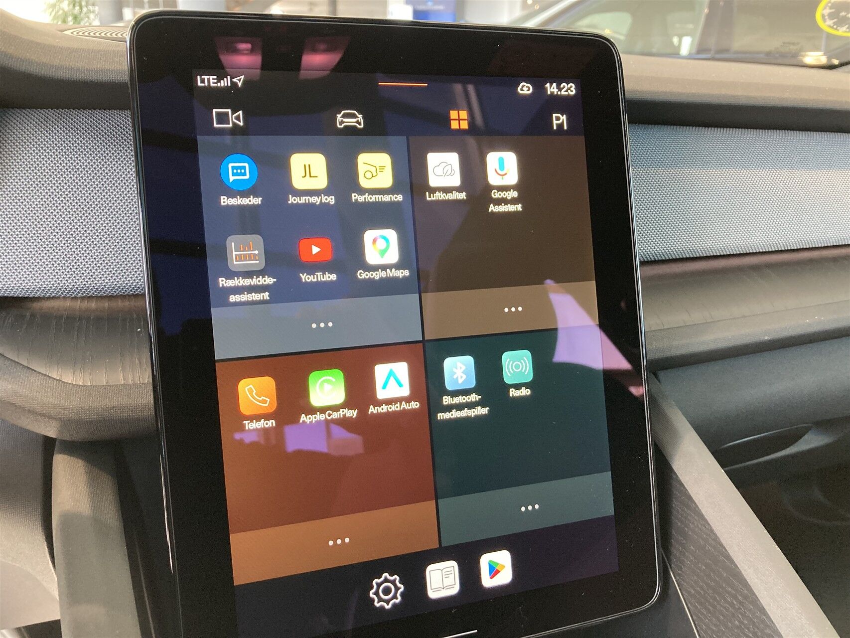 Billede af Polestar 2 EL Long range Single motor Plus 231HK 5d Aut.