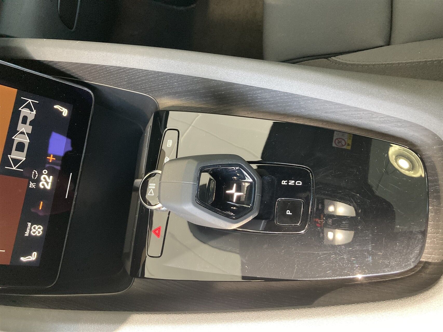 Billede af Polestar 2 EL Long range Single motor Plus 231HK 5d Aut.