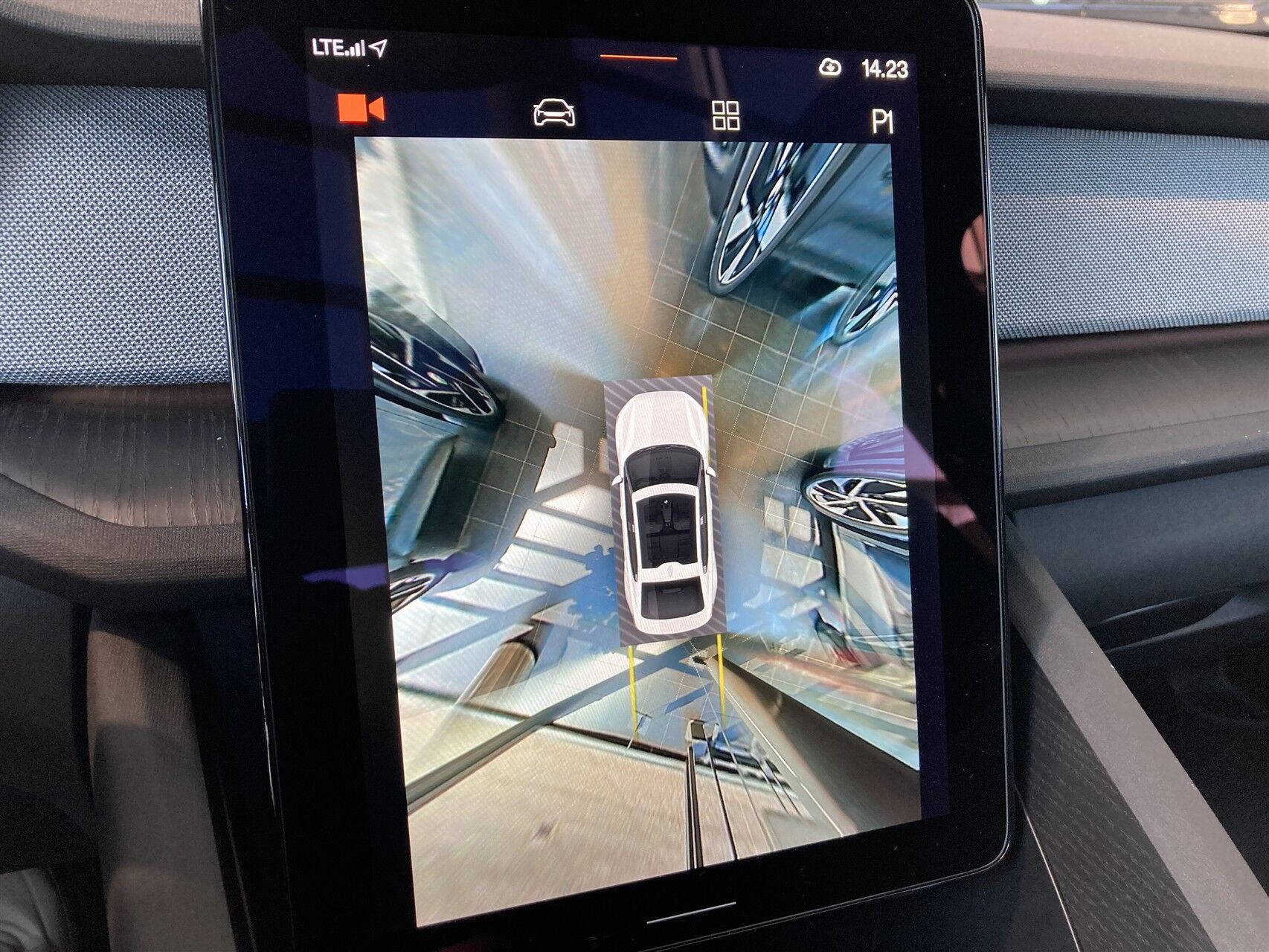 Billede af Polestar 2 EL Long range Single motor Plus 231HK 5d Aut.