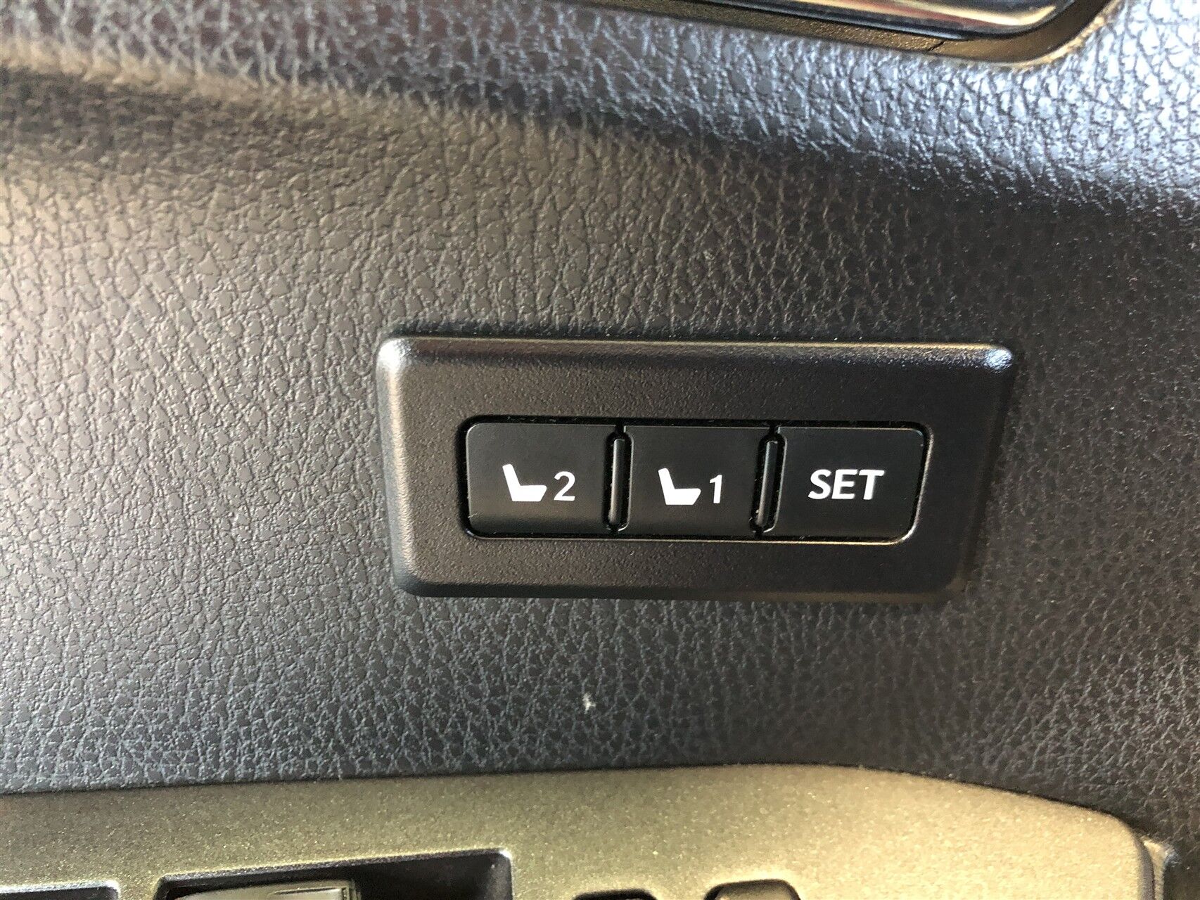 Billede af Toyota RAV4 2,5 Hybrid H3 Selected 4x4 197HK 5d 6g Aut.