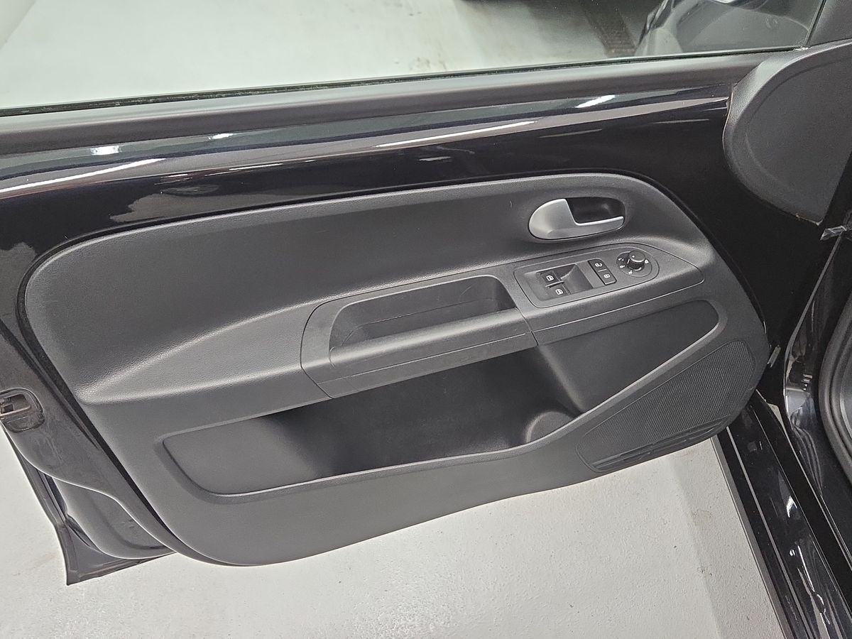 Billede af VW up 1,0 MPI 60HK 5d