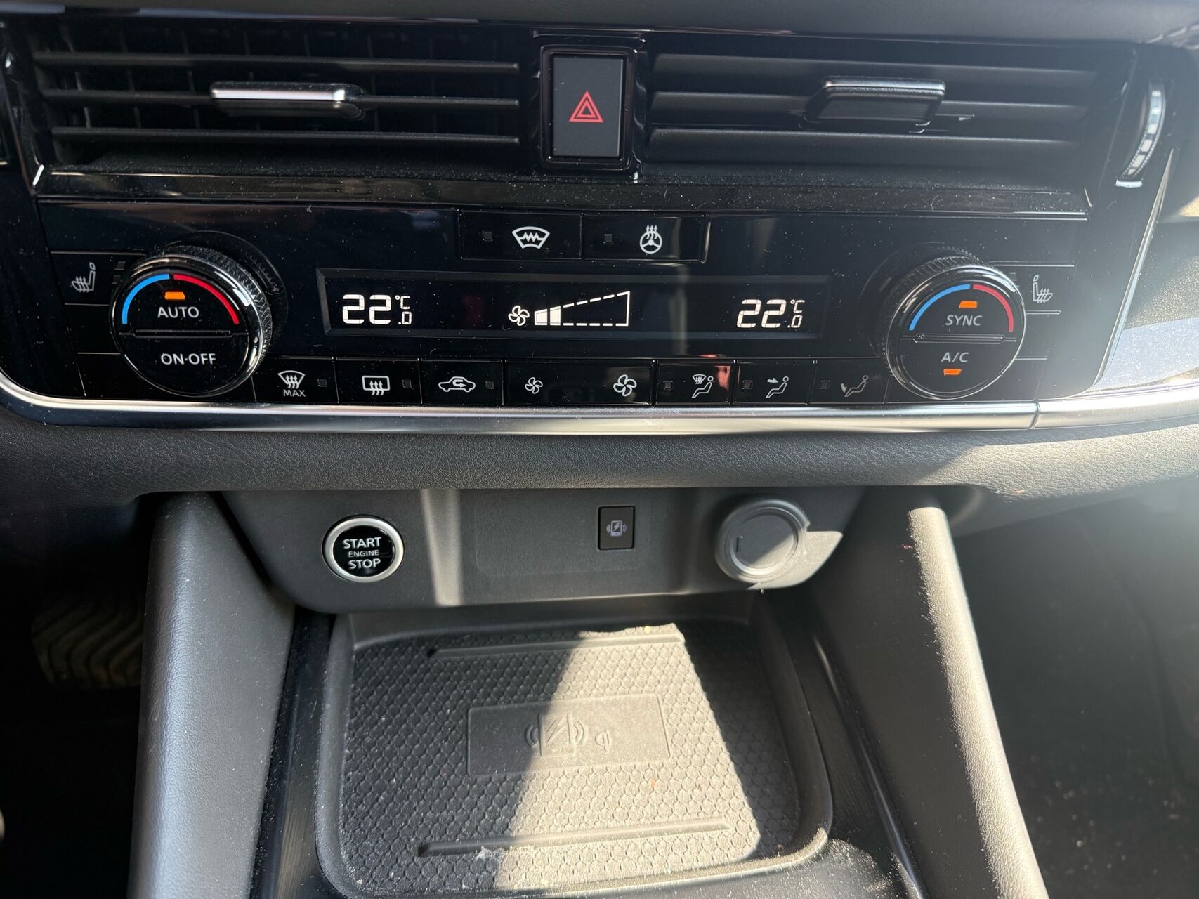 Billede af Nissan Qashqai 1,3 MHEV  Mild hybrid N-Connecta X-Tronic 158HK 5d 7g Aut.