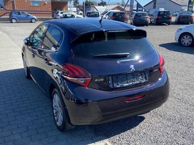 Billede af Peugeot 208 1,6 BlueHDi Desire Sky 100HK 5d