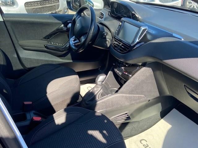 Billede af Peugeot 208 1,6 BlueHDi Desire Sky 100HK 5d