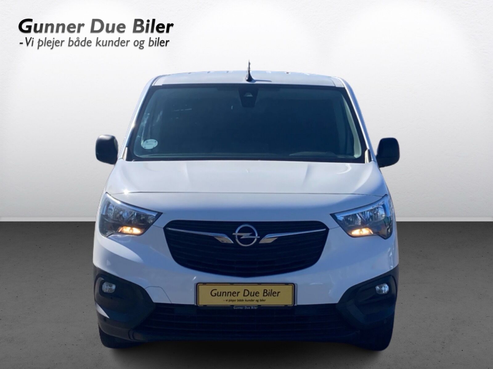 Billede af Opel Combo L2V2 1,5 D Enjoy EAT8 130HK Van 8g Aut.