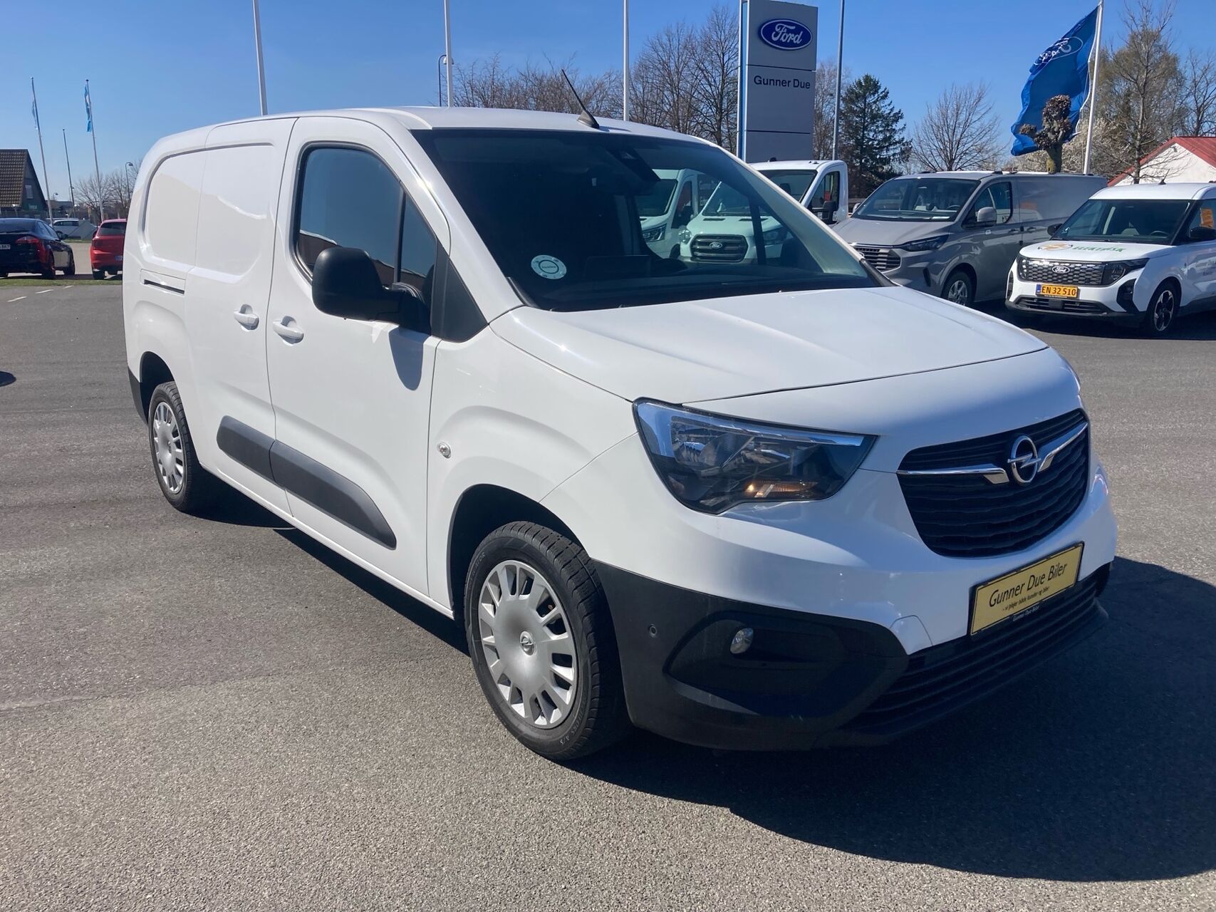 Billede af Opel Combo L2V2 1,5 D Enjoy EAT8 130HK Van 8g Aut.