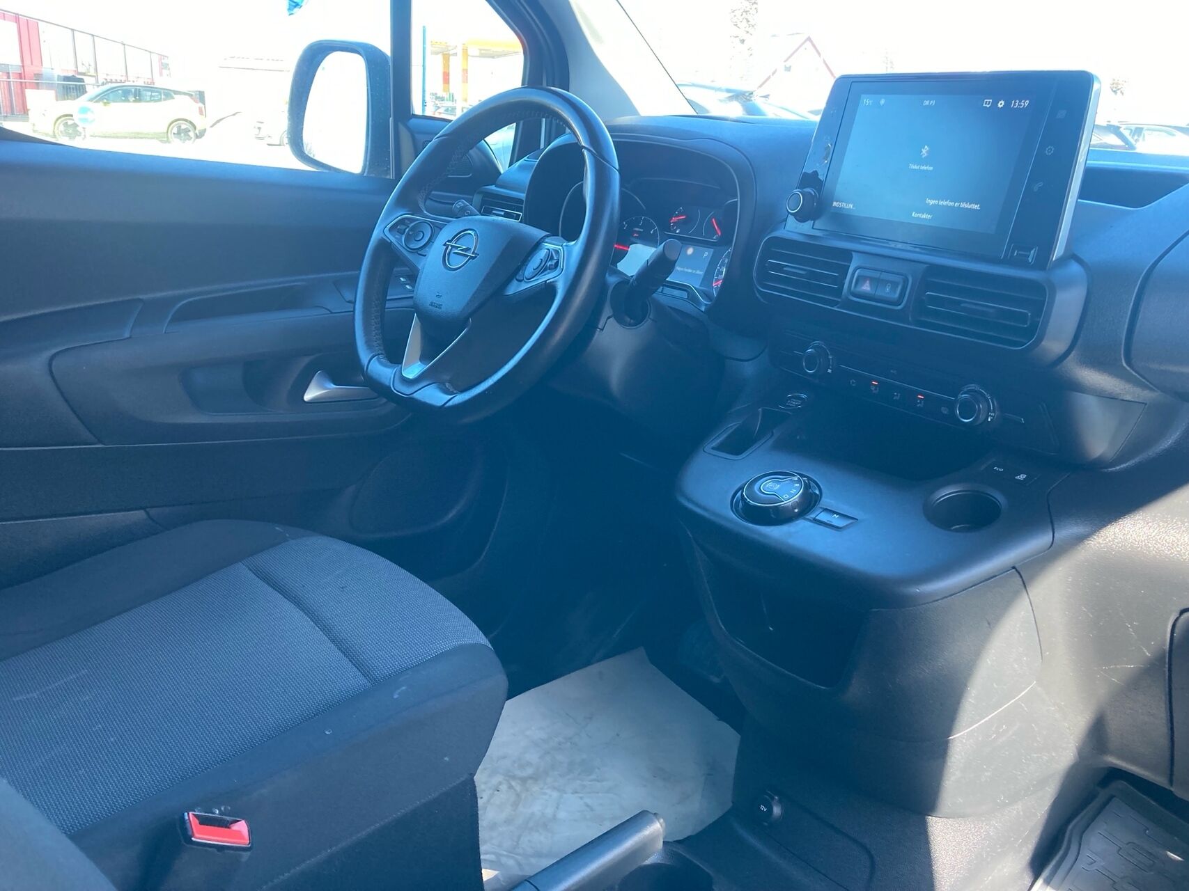 Billede af Opel Combo L2V2 1,5 D Enjoy EAT8 130HK Van 8g Aut.