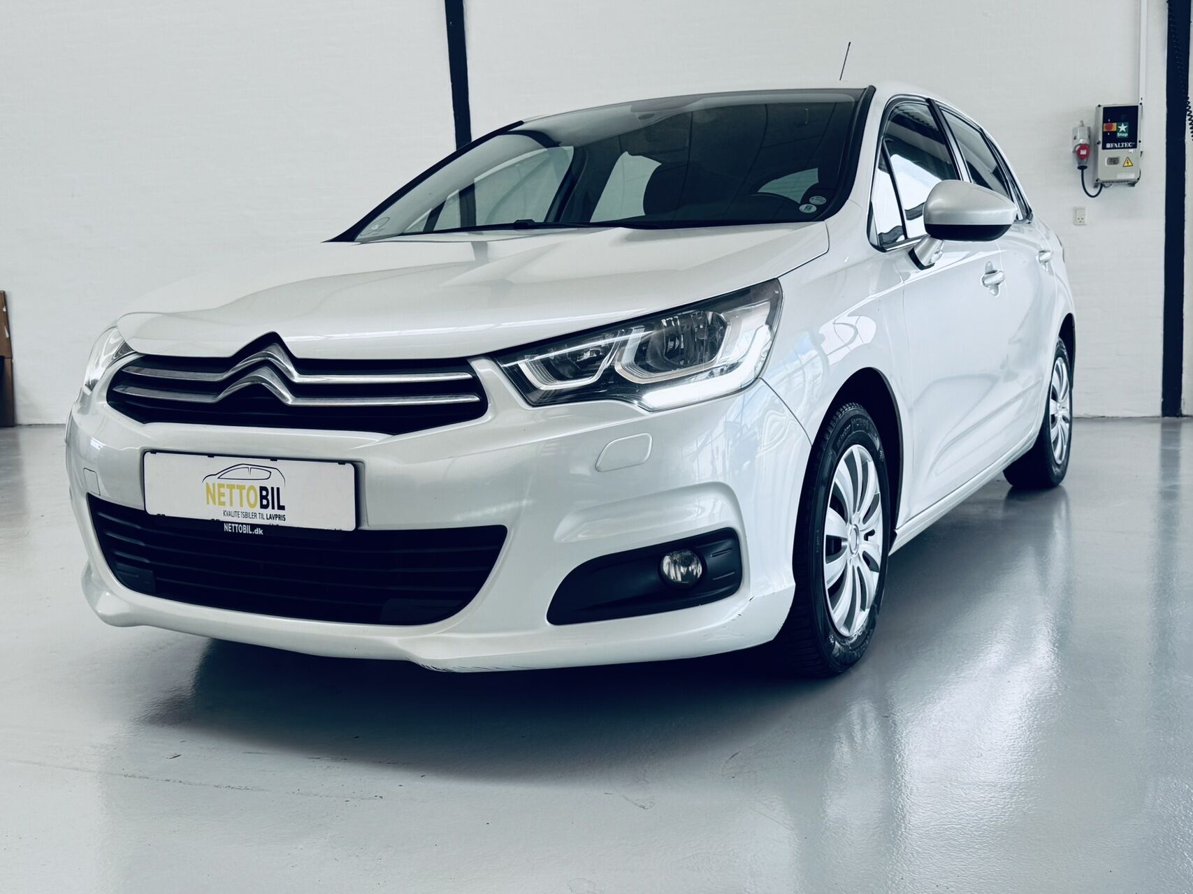 Billede af Citroën C4 1,6 Blue HDi Feel Complet start/stop 100HK 5d