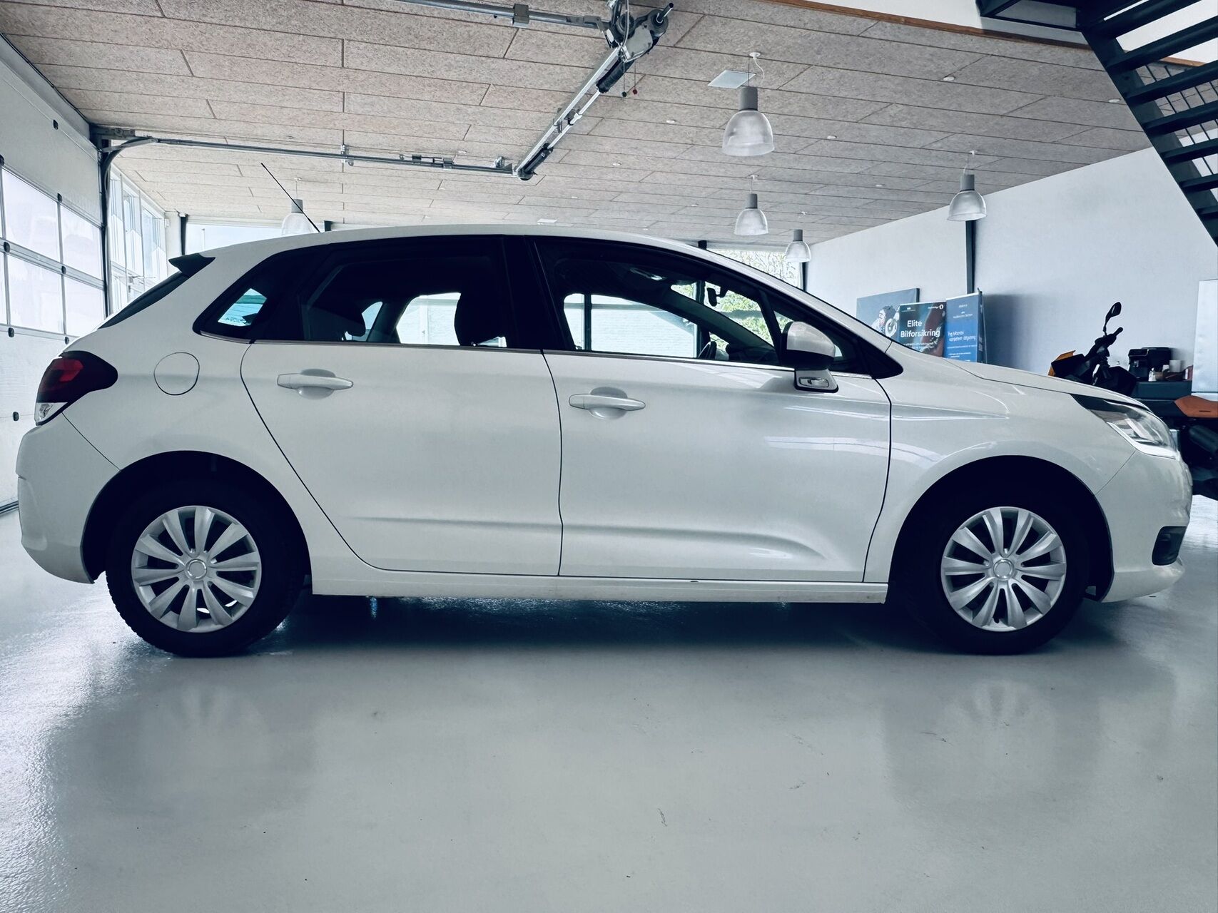 Billede af Citroën C4 1,6 Blue HDi Feel Complet start/stop 100HK 5d