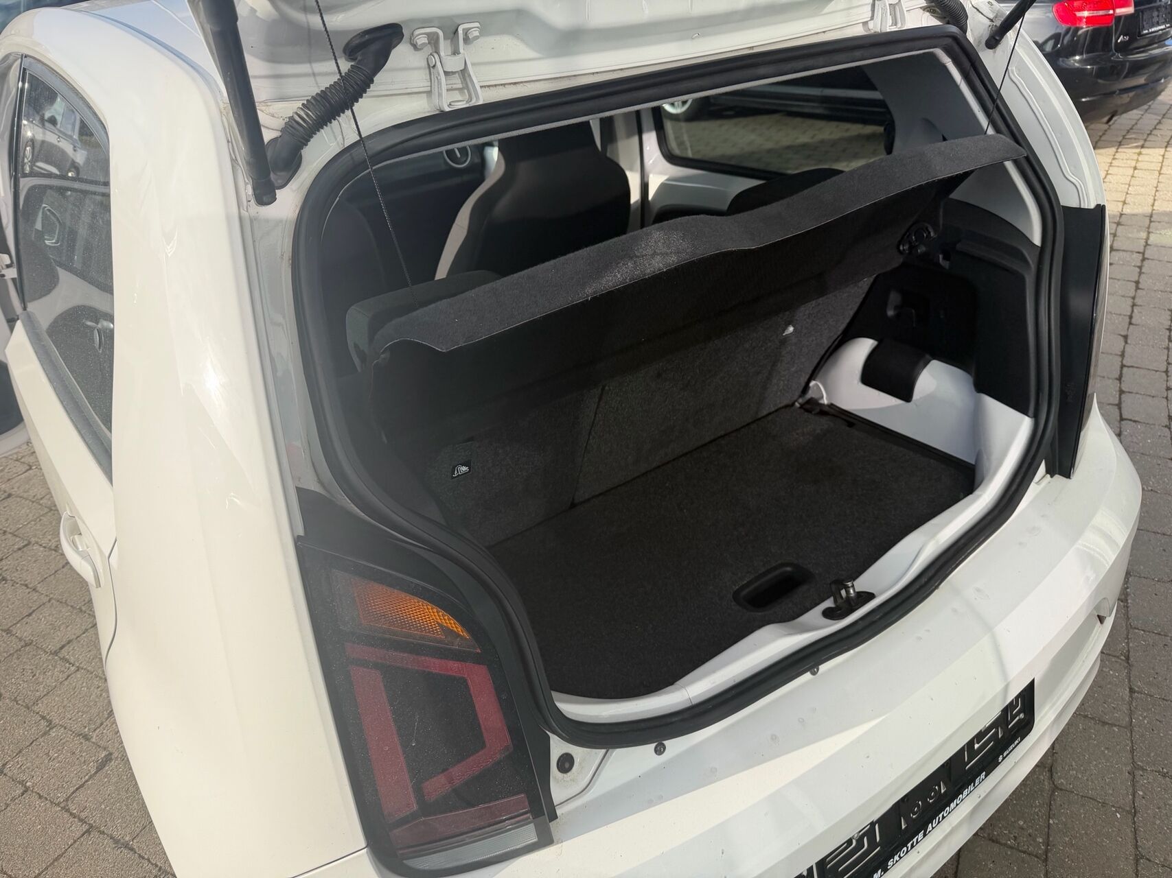 Billede af VW up 1,0 MPI BMT Move 60HK 5d