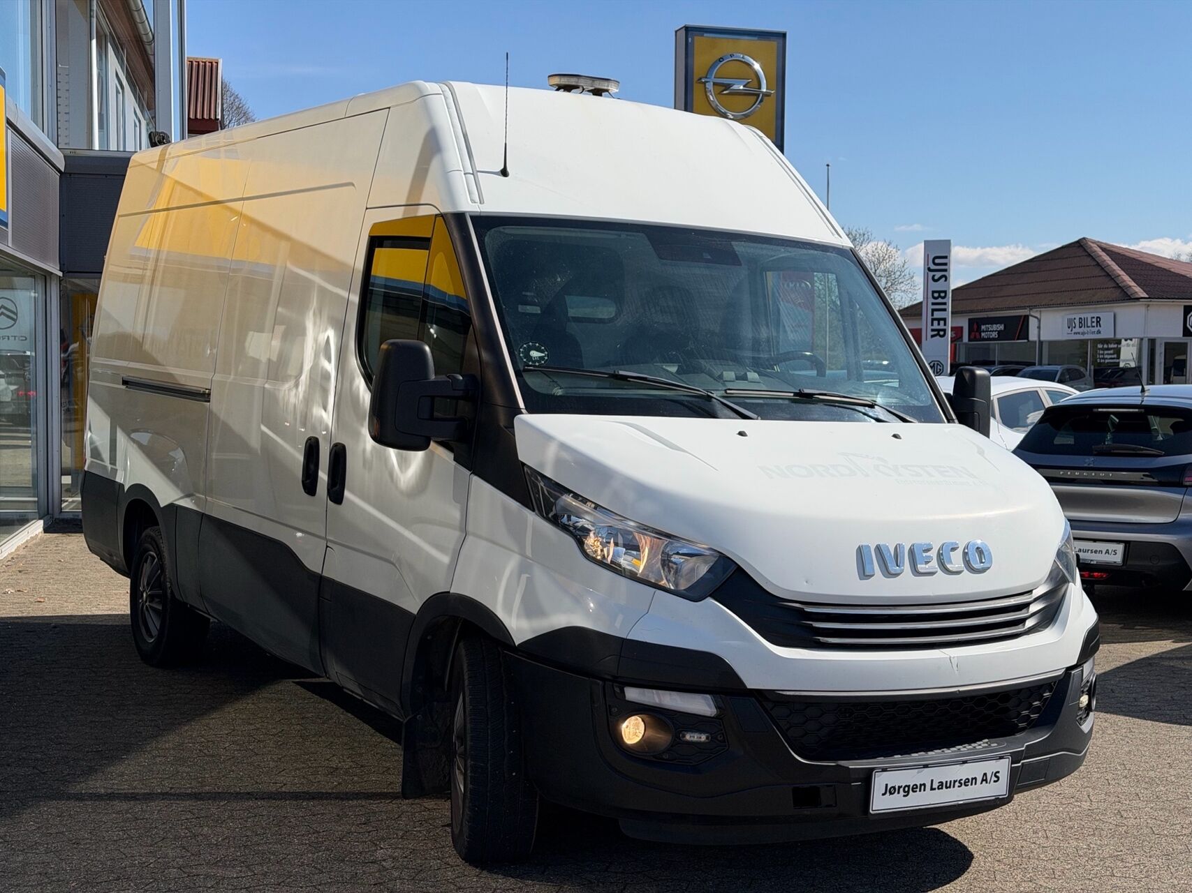 Billede af Iveco Daily 35S18 12m3 3,0 D 180HK Van 8g Aut.