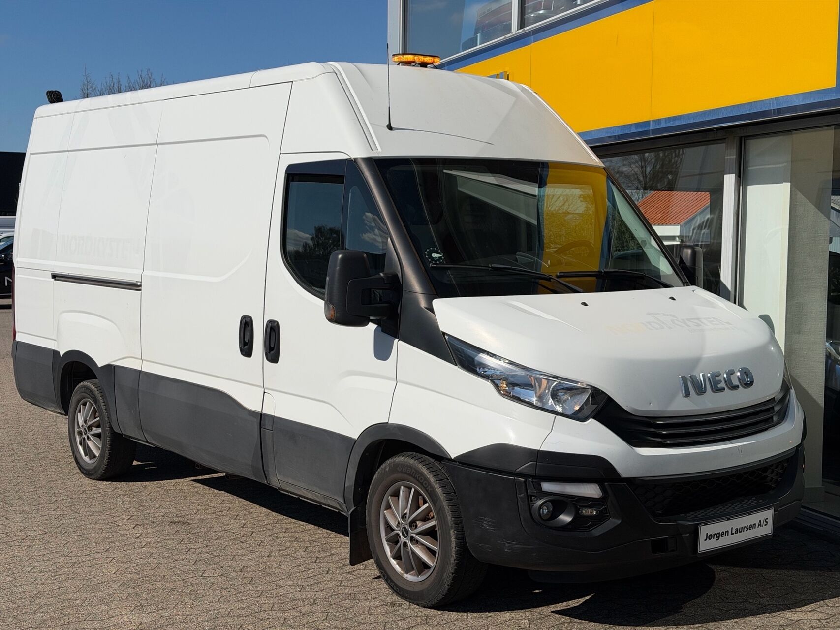Billede af Iveco Daily 35S18 12m3 3,0 D 180HK Van 8g Aut.