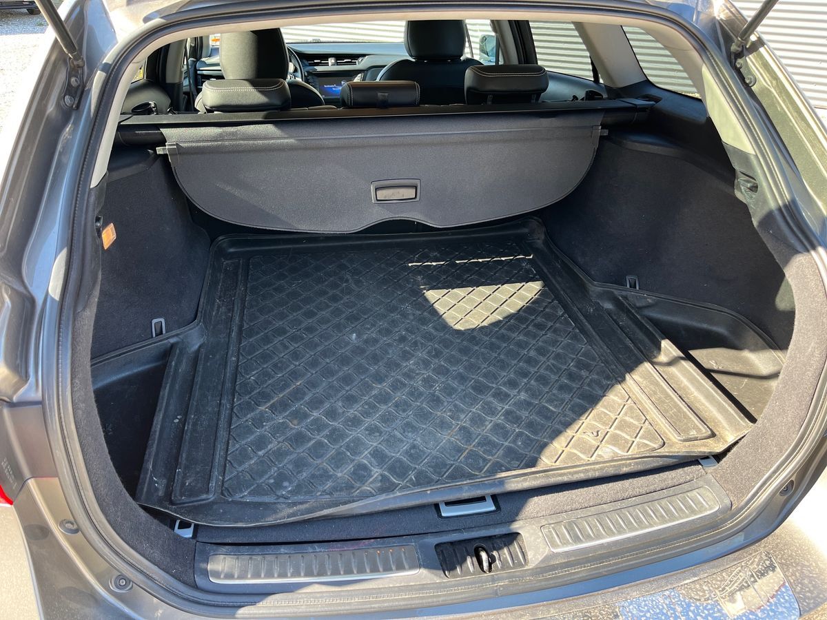Billede af Toyota Avensis Touring Sports 1,8 VVT-I T2 Selected Multidrive S 147HK Stc 6g Aut.