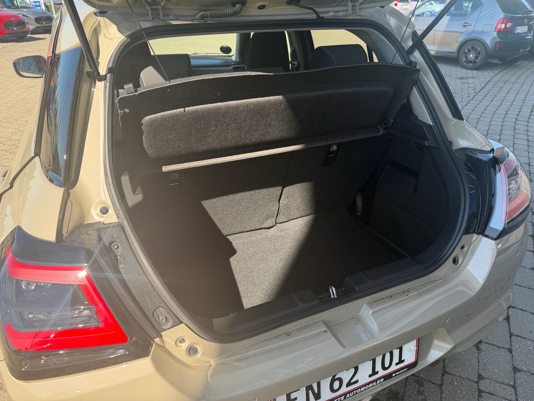 Billede af Suzuki Swift 1,2 Desire CVT 82HK 5d Aut.