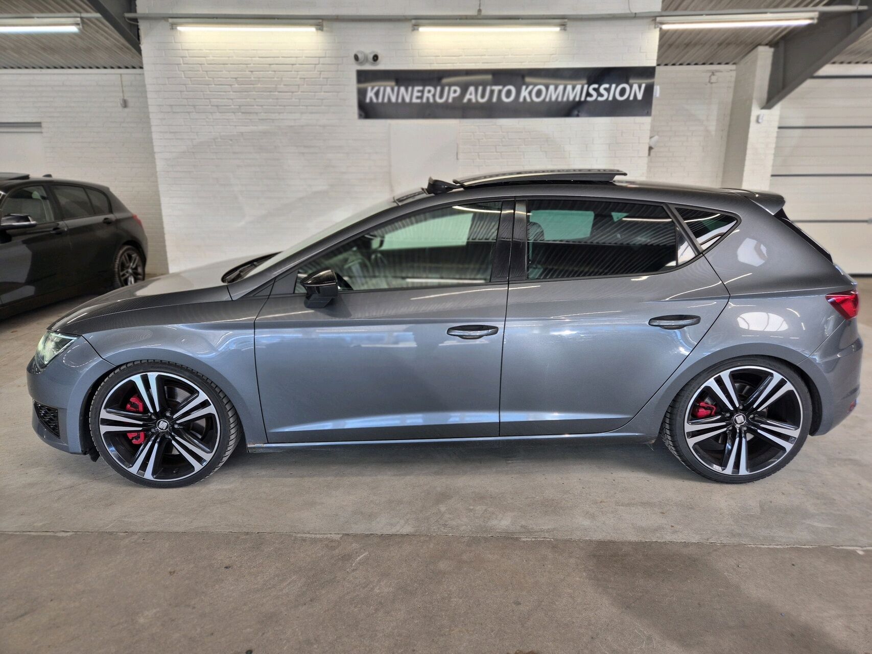 Billede af Seat Leon 2,0 TSI Cupra Start/Stop DSG 280HK 5d 6g Aut.
